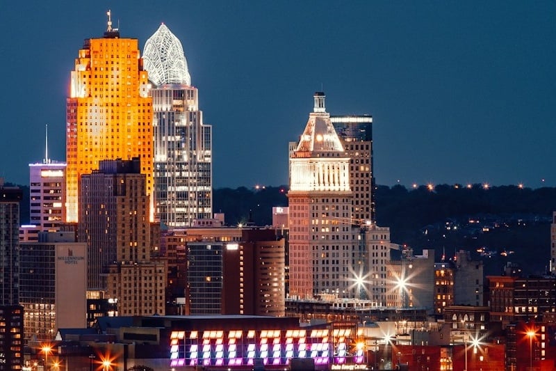 city-skyline-in-cincinnati-ohio-united-states