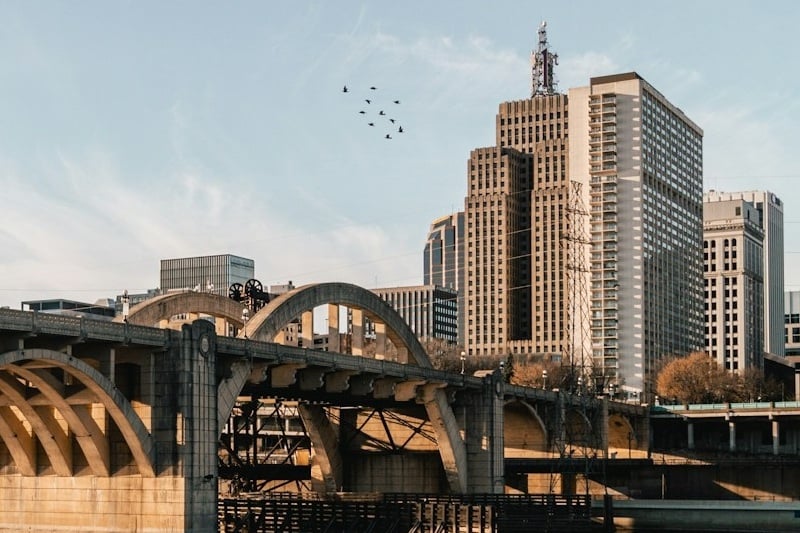 robert-street-bridge-in-st.-paul-minnesota-united-states