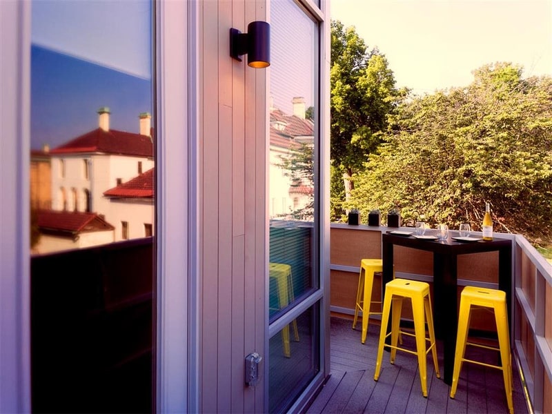 balcony-cleveland-student-residence-els
