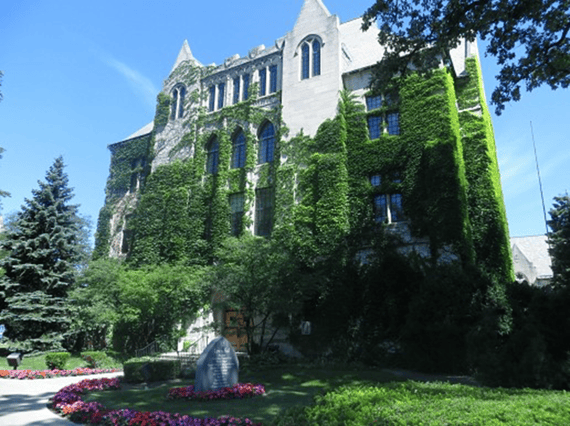 An exterior view of the ivy-covered Eckerd College building which is the host institution for ELS Language Centers in St. Petersburg, Florida, USA.