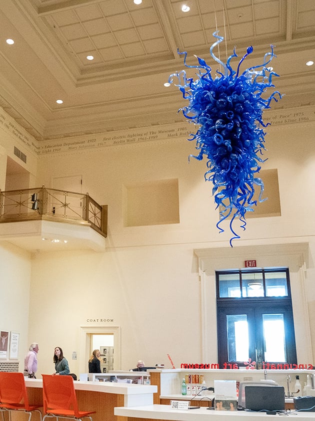 An art display at Cincinnati Art Museum in Ohio, USA near ELS Language Centers.