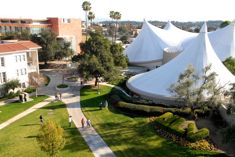 courtyard-univeristy-of-la-verne-los-angeles-county-els