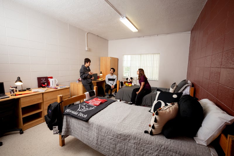 Students gathered inside the Melbourne student residence at the Florida Institute of Technology Campus Residences which is home to ELS Melbourne students. 