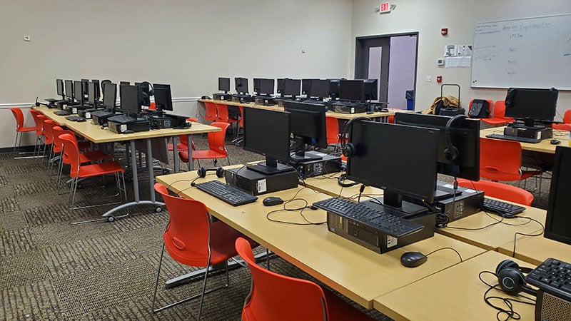 An interior view of a computer lab at at Saint Joseph's University, the host institution for ELS Language Centers in Philadelphia, Pennsylvania, USA.