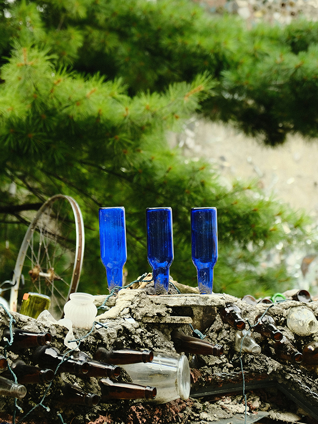 An outdoor art display at Philadelphia Magic Gardens in Philadelphia, Pennsylvania, USA near ELS Language Centers.